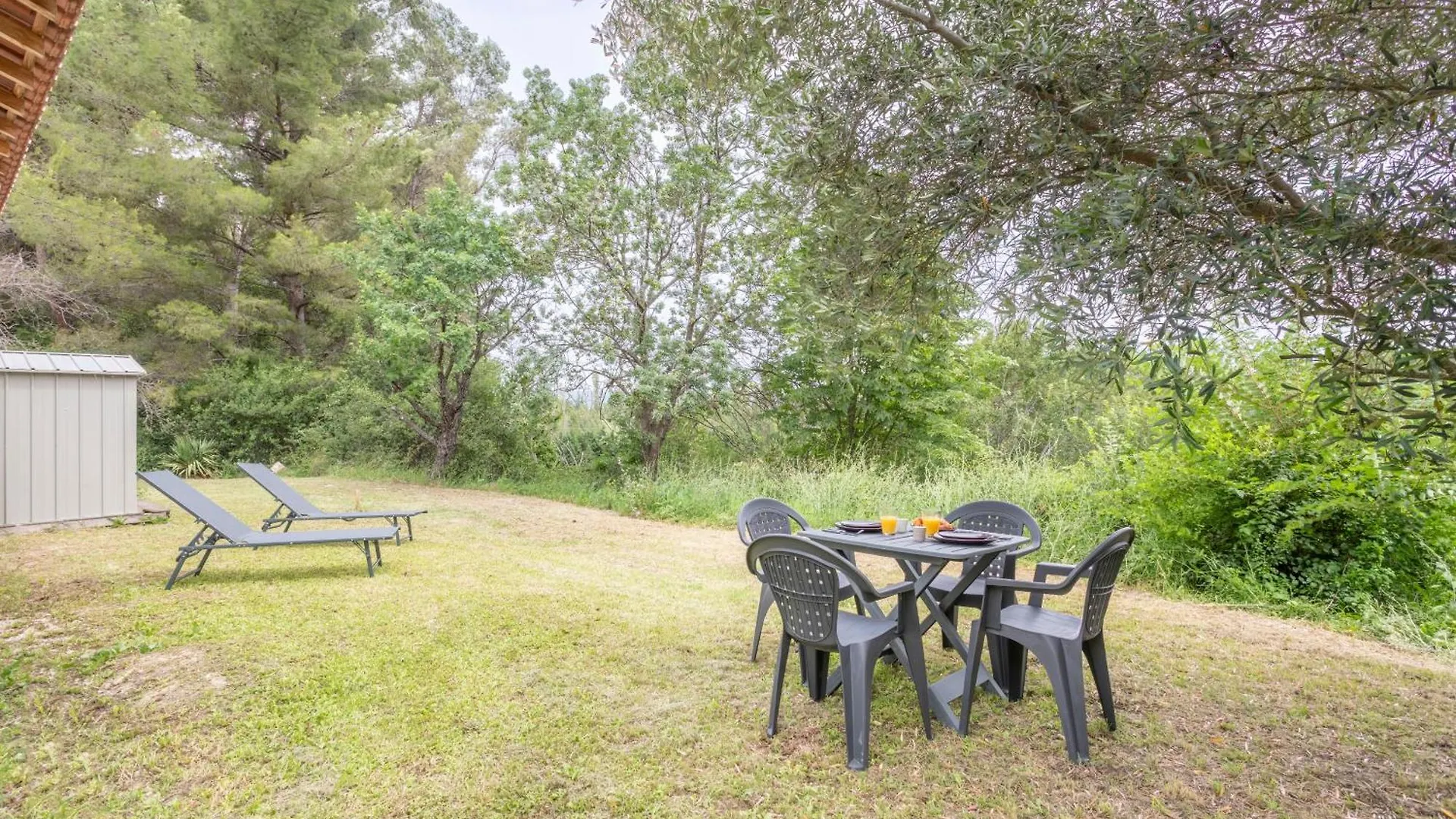 Appartement Maisonnette Avec Petit Jardin à Aix-en-Provence