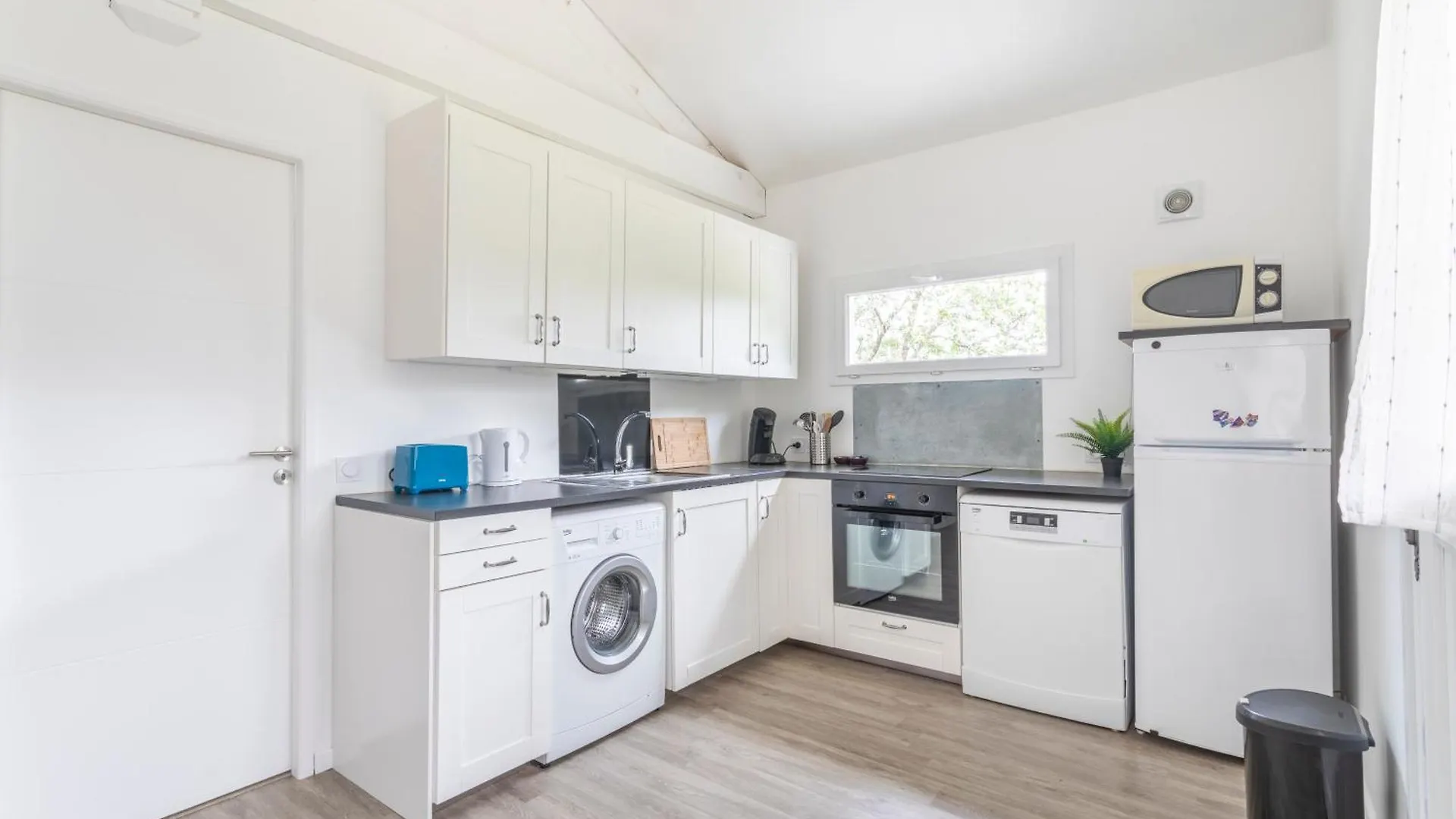 Appartement Maisonnette Avec Petit Jardin à Aix-en-Provence France